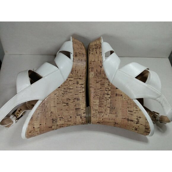 G by Guess Women's White Faux Leather 5" Cork Wedge Heel Strappy Sandal 8.5 M - Picture 5 of 12